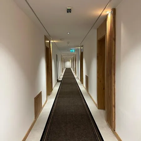 Pahulja 402 - Zlatni Javor Jahorina