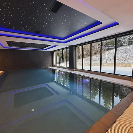 Pahulja 402 - Zlatni Javor Apartman *